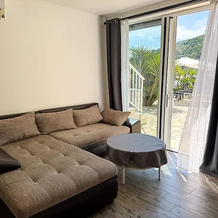 Pralas Apartment Mokosica