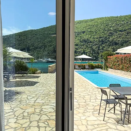 Apartment Pralas Mokosica