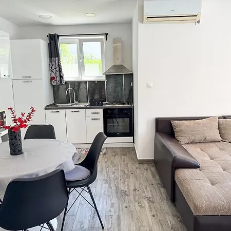 Pralas Apartment