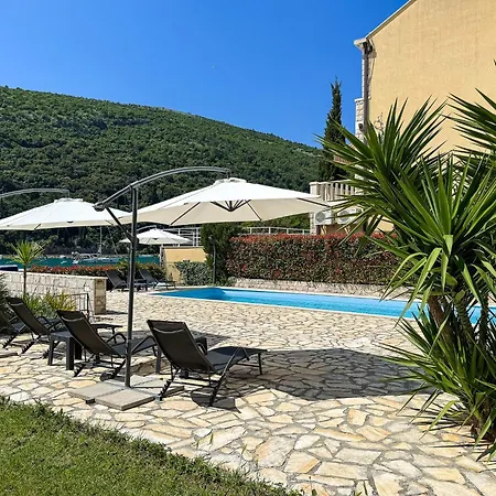 Apartment Pralas Mokosica