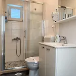 Pralas Apartman *