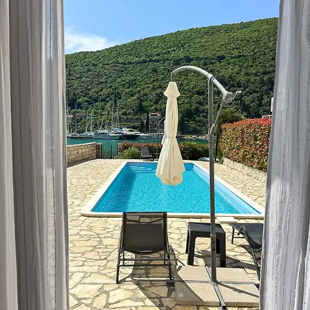 Pralas Mokošica